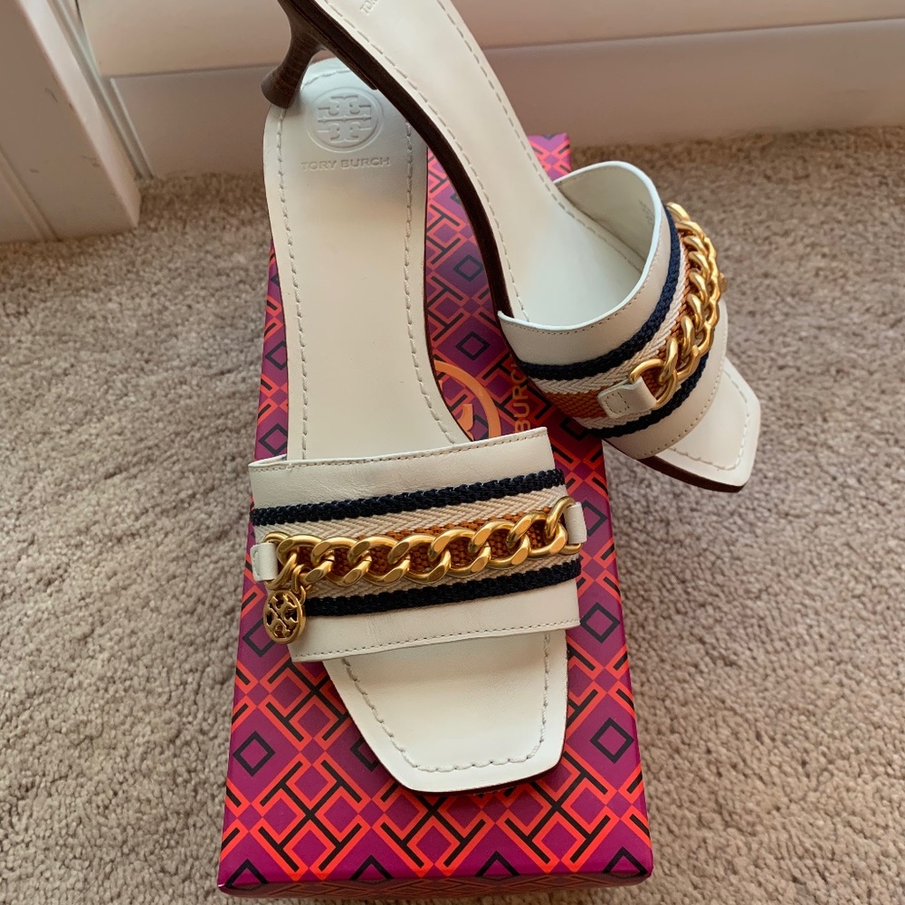 Tory Burch kitten heel sandal size 6.5